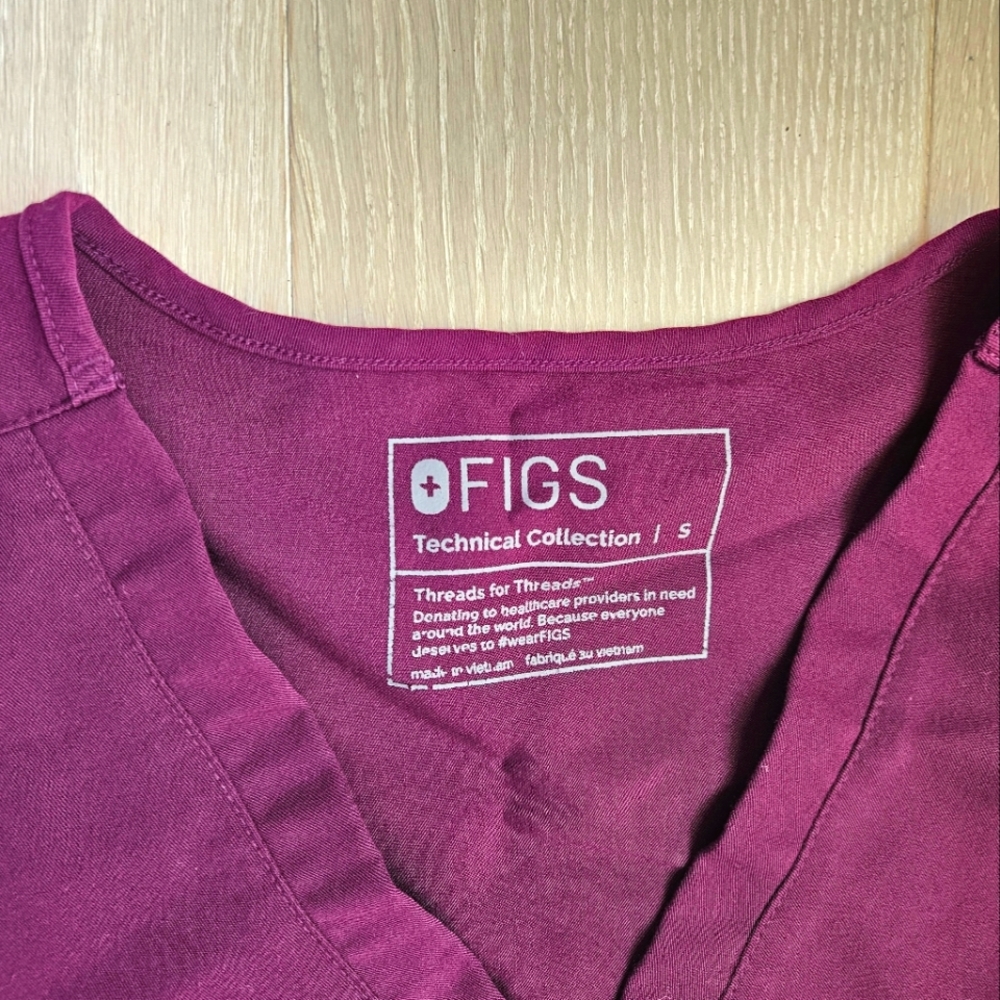 FIGS Deep Purple Casma (S)